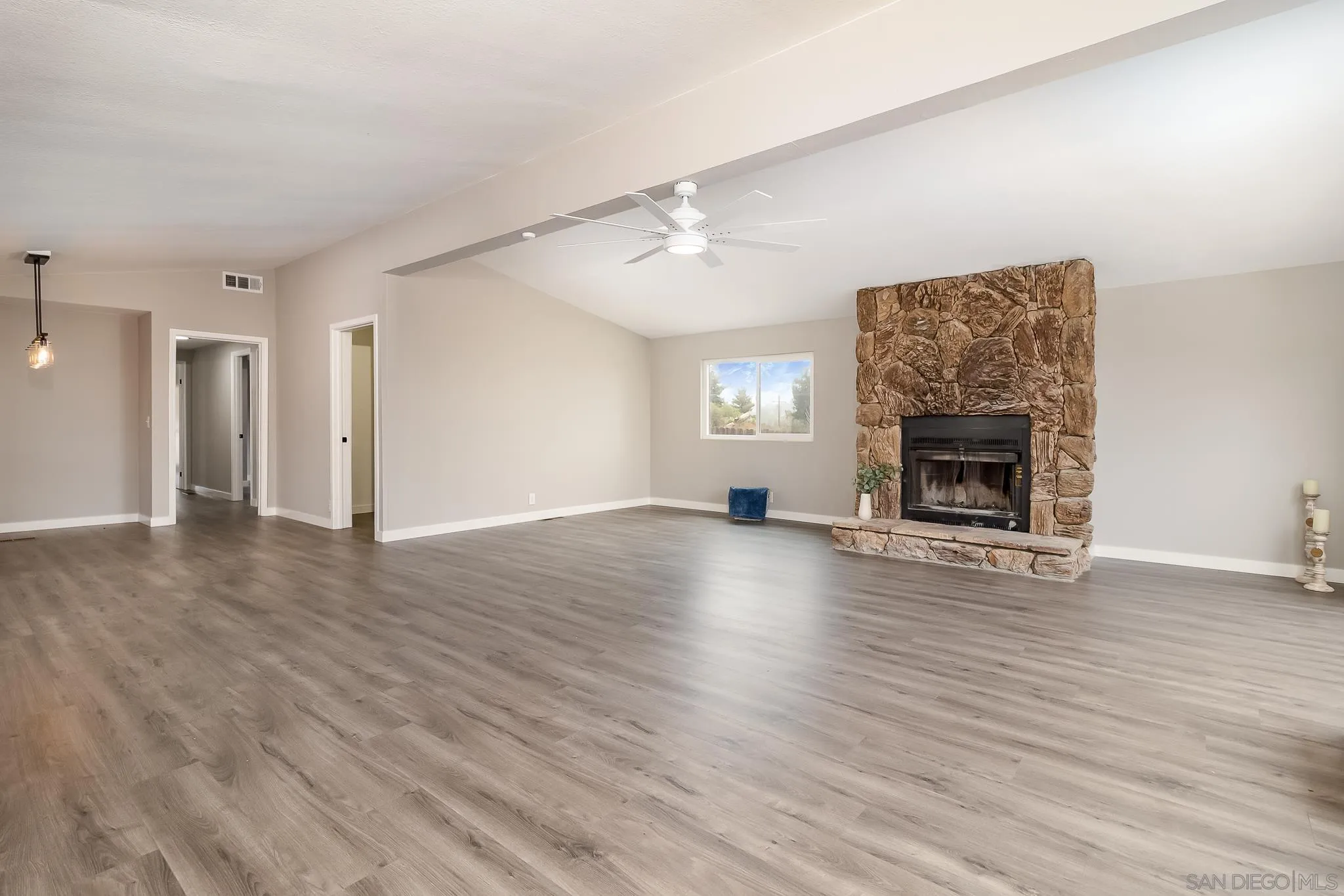 31685 Ruth Lane Homeland, CA 92548 - Photo 7 of 36 Gallery Image 7