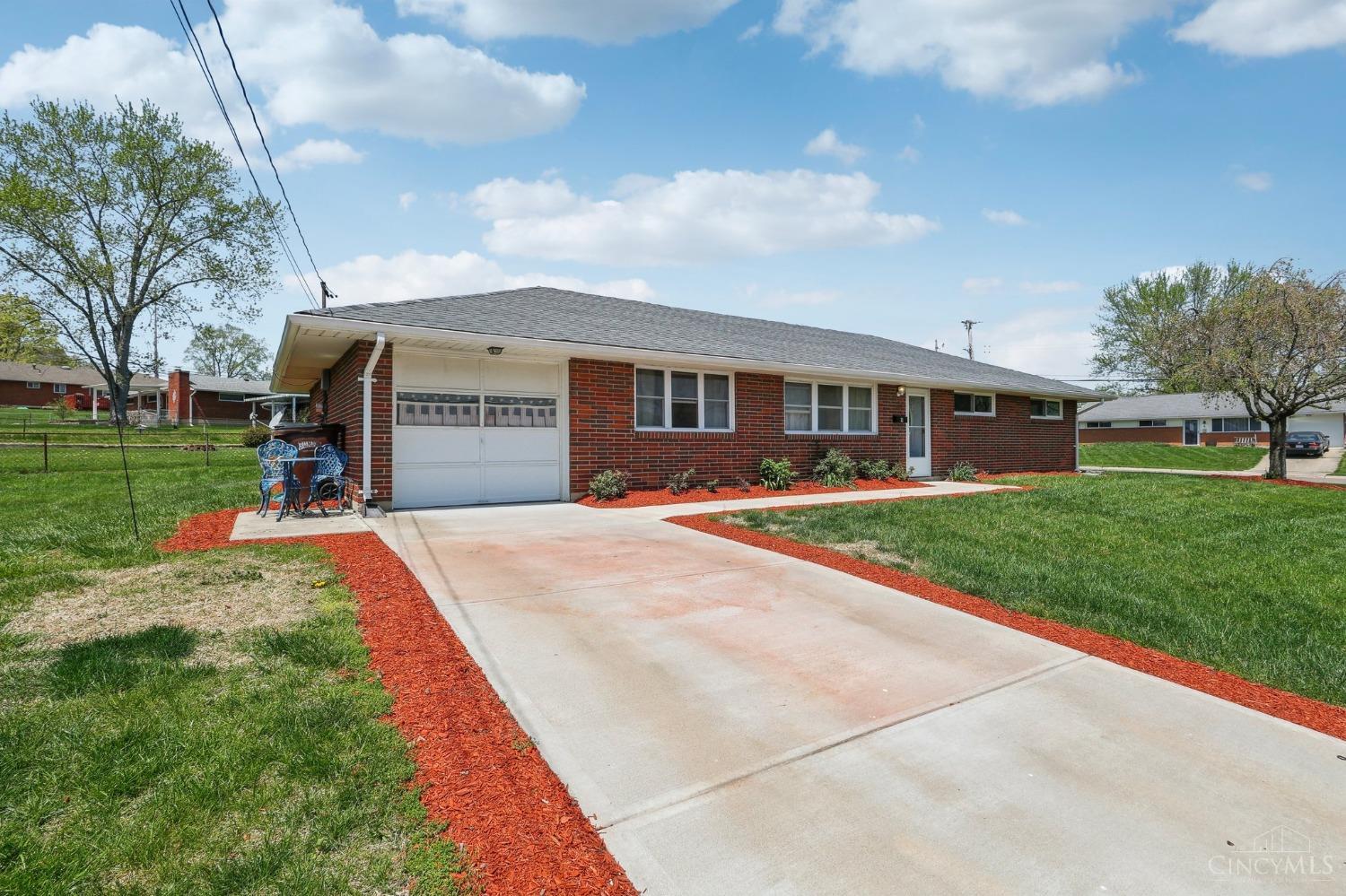 9 Roxie Court Lebanon, OH 45036 - Photo 5 of 38 Gallery Image 5