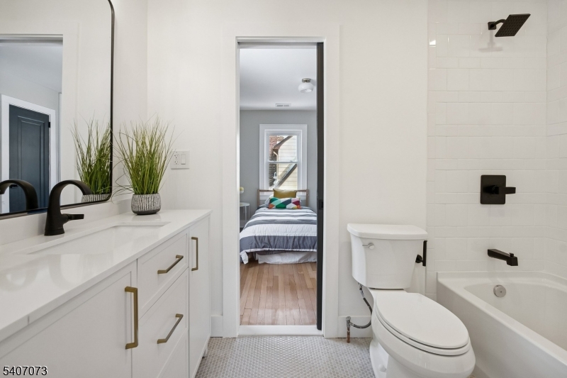 22 Dartmouth Road West Orange, NJ 07052 - Photo 20 of 30