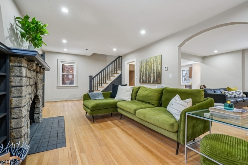 22 Dartmouth Road West Orange, NJ 07052 - Photo 5 of 30