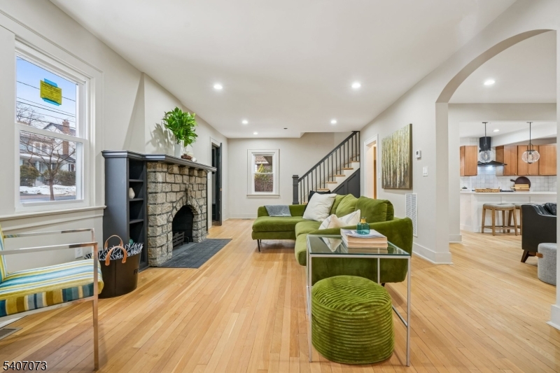 22 Dartmouth Road West Orange, NJ 07052 - Photo 6 of 30