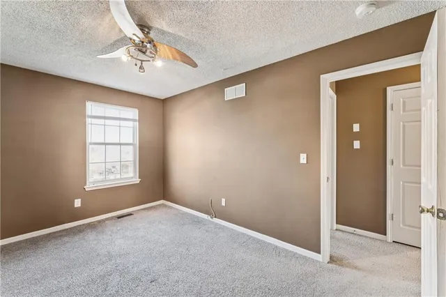 $235,000 | 703 Northeast Swann Circle, Lee's Summit, MO 64086