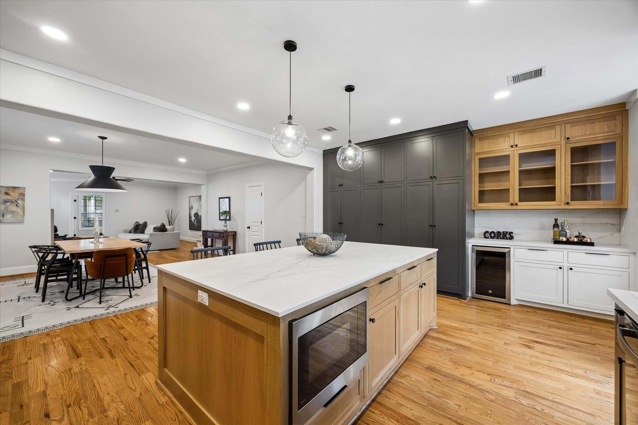 217 West 24th Street Houston, TX 77008 - Photo 14 of 37