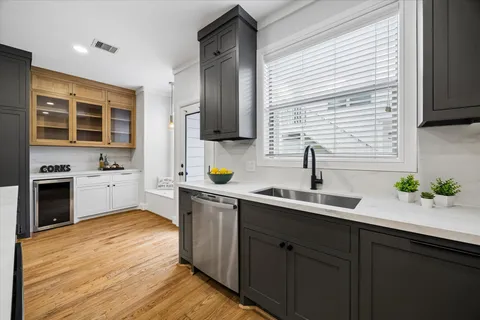 $849,000 | 217 West 24th Street, Houston, TX 77008