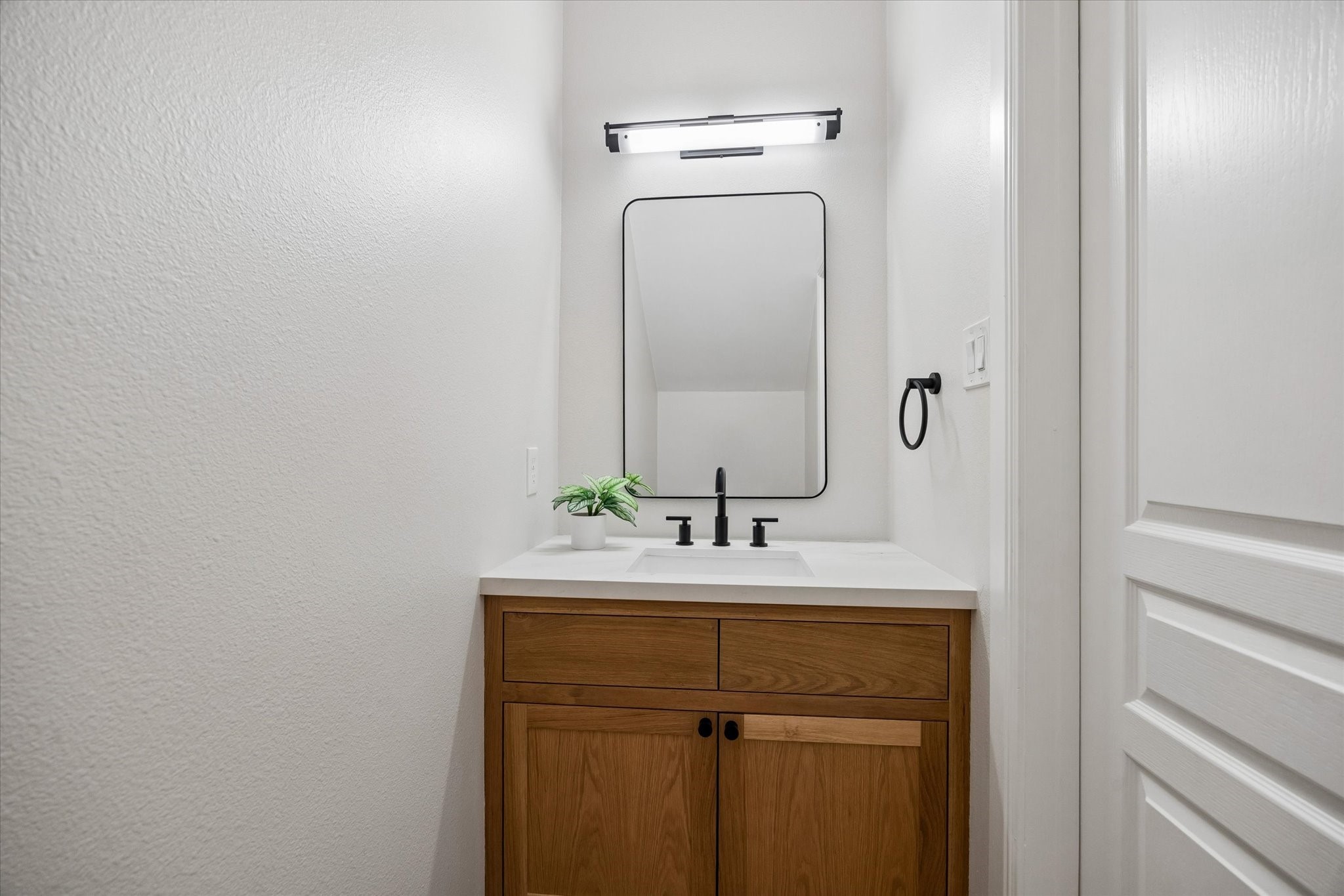 217 West 24th Street Houston, TX 77008 - Photo 26 of 37