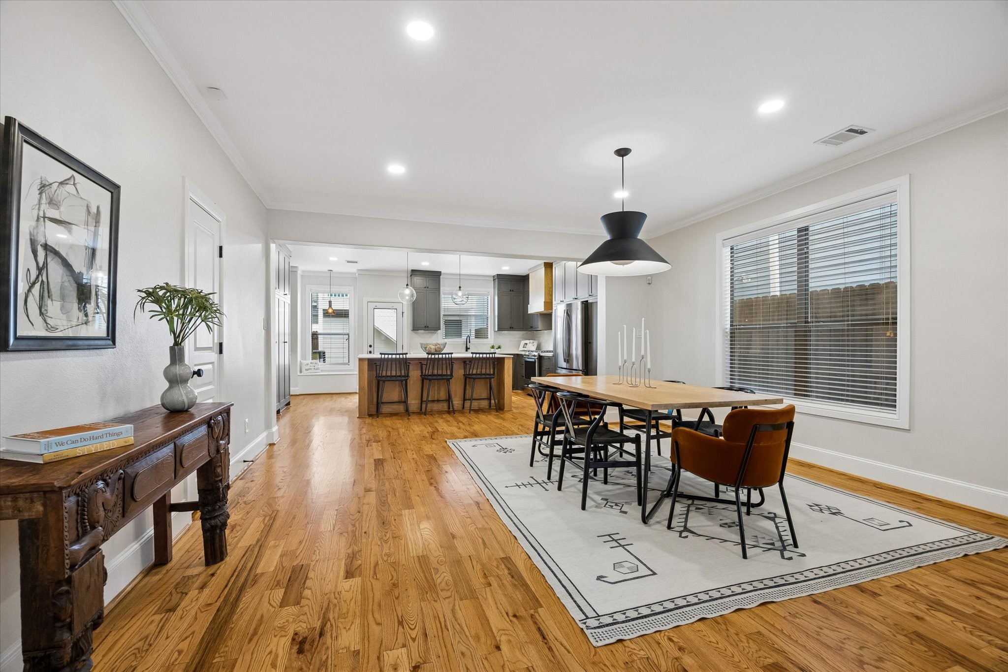 217 West 24th Street Houston, TX 77008 - Photo 3 of 37