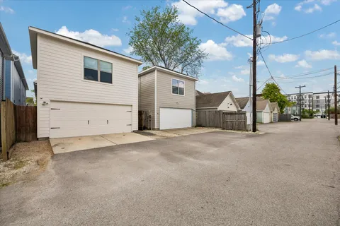 $849,000 | 217 West 24th Street, Houston, TX 77008