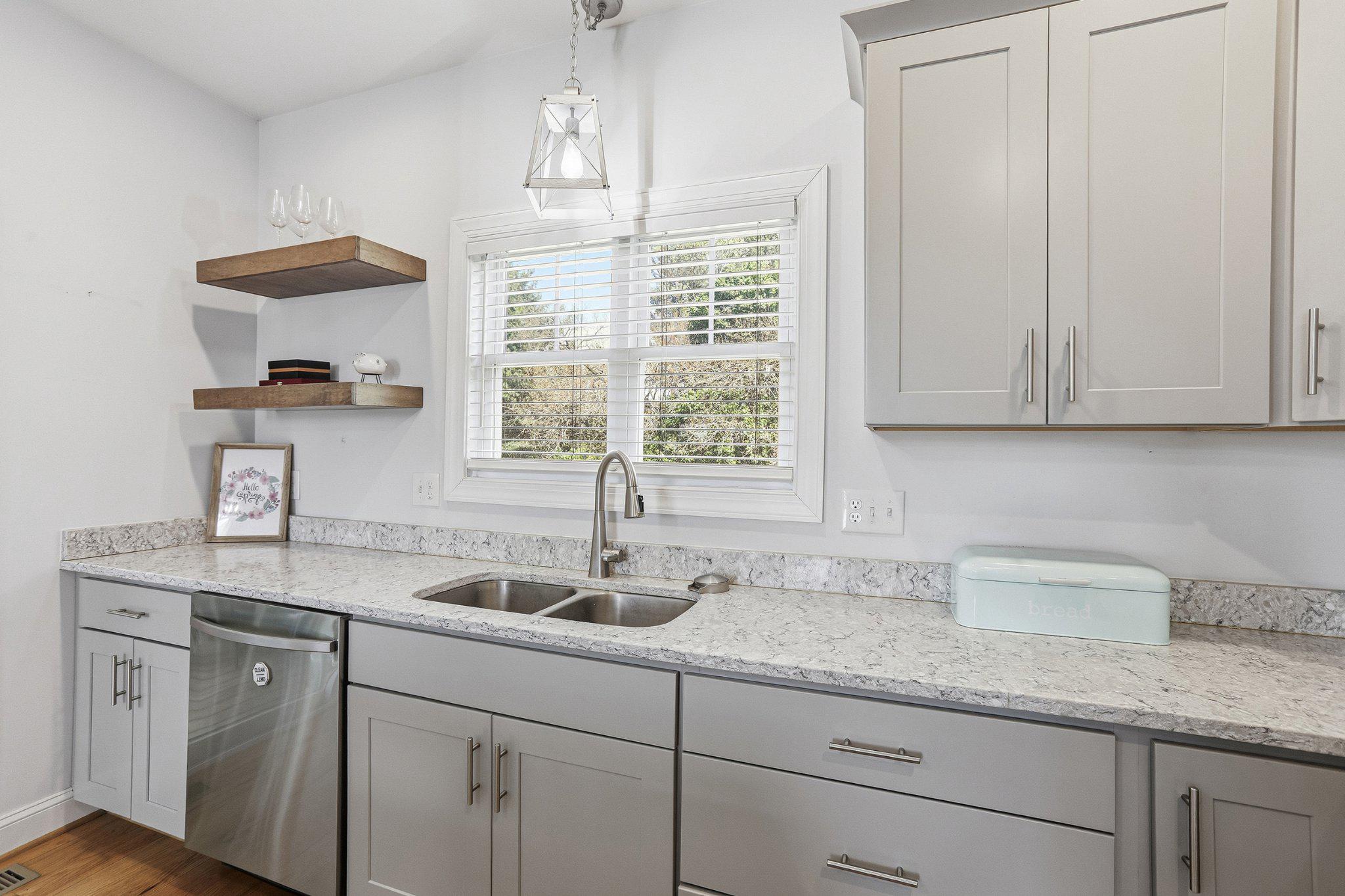 596 Welltown Road Winchester, VA 22603 - Photo 10 of 38 Quartz Counters, floating shelves