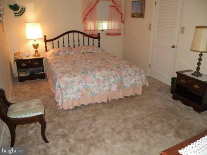 28597 Edgemere Road Easton, MD 21601 - Photo 12 of 19 Master bedroom