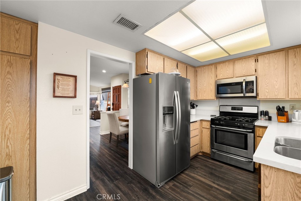 9875 Bolero Drive Rancho Cucamonga, CA 91730 - Photo 16 of 45