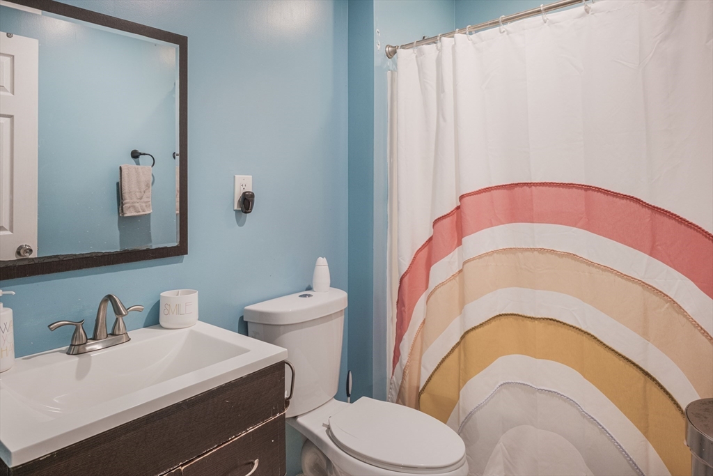 475 Somers Road East Longmeadow, MA 01028 - Photo 10 of 14