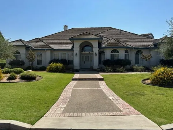 $1,150,000 | 4167 West Fallon Avenue, Fresno, CA 93722