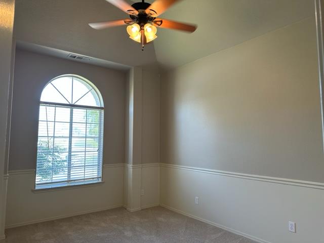 4167 West Fallon Avenue Fresno, CA 93722 - Photo 12 of 28