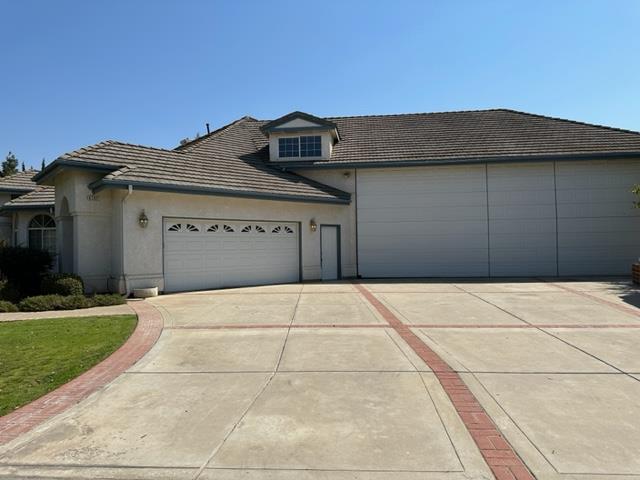 4167 West Fallon Avenue Fresno, CA 93722 - Photo 3 of 28