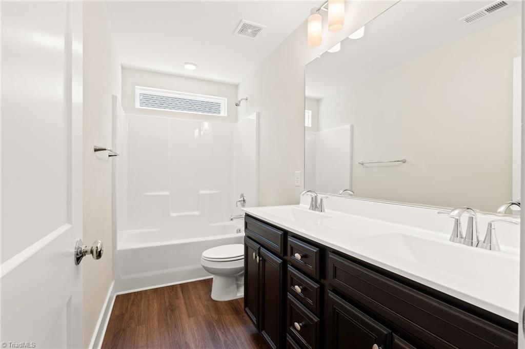 3748 Bridleton Ridge Trail Greensboro, NC 27410 - Photo 33 of 44 2nd Level Full Bath