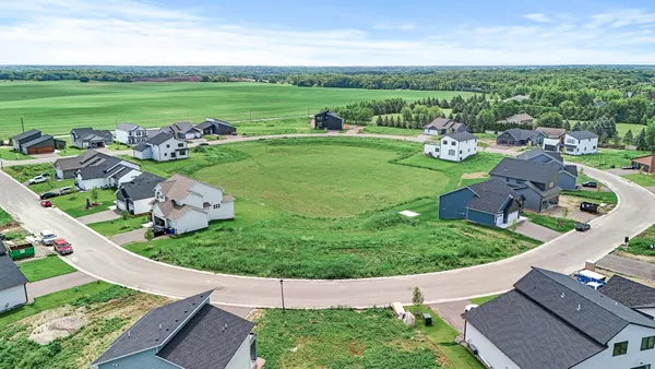 $114,900 | 9979 14th Circle Northeast, St. Michael, MN 55376