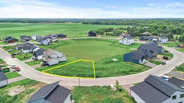 $124,900 | 9979 14th Circle Northeast, St. Michael, MN 55376