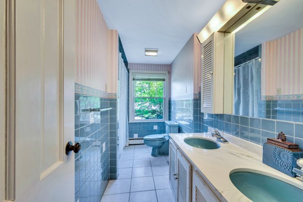 728 Salem End Road Framingham, MA 01702 - Photo 21 of 28