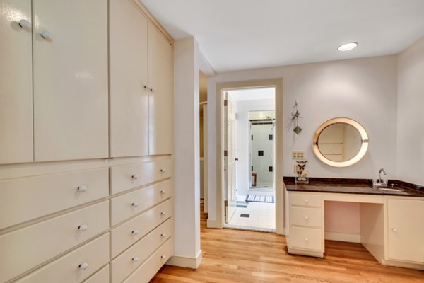 728 Salem End Road Framingham, MA 01702 - Photo 24 of 28