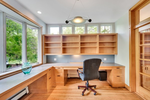 728 Salem End Road Framingham, MA 01702 - Photo 8 of 28