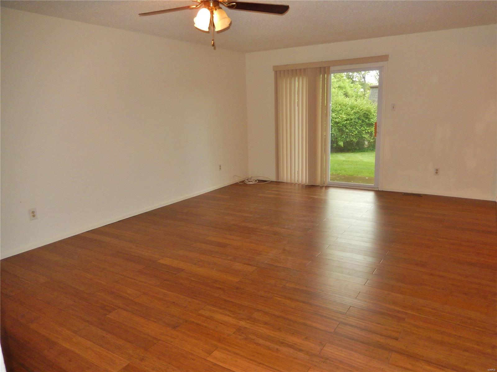 221 Braeshire Drive, Unit A Ballwin, MO 63021 - Photo 2 of 18