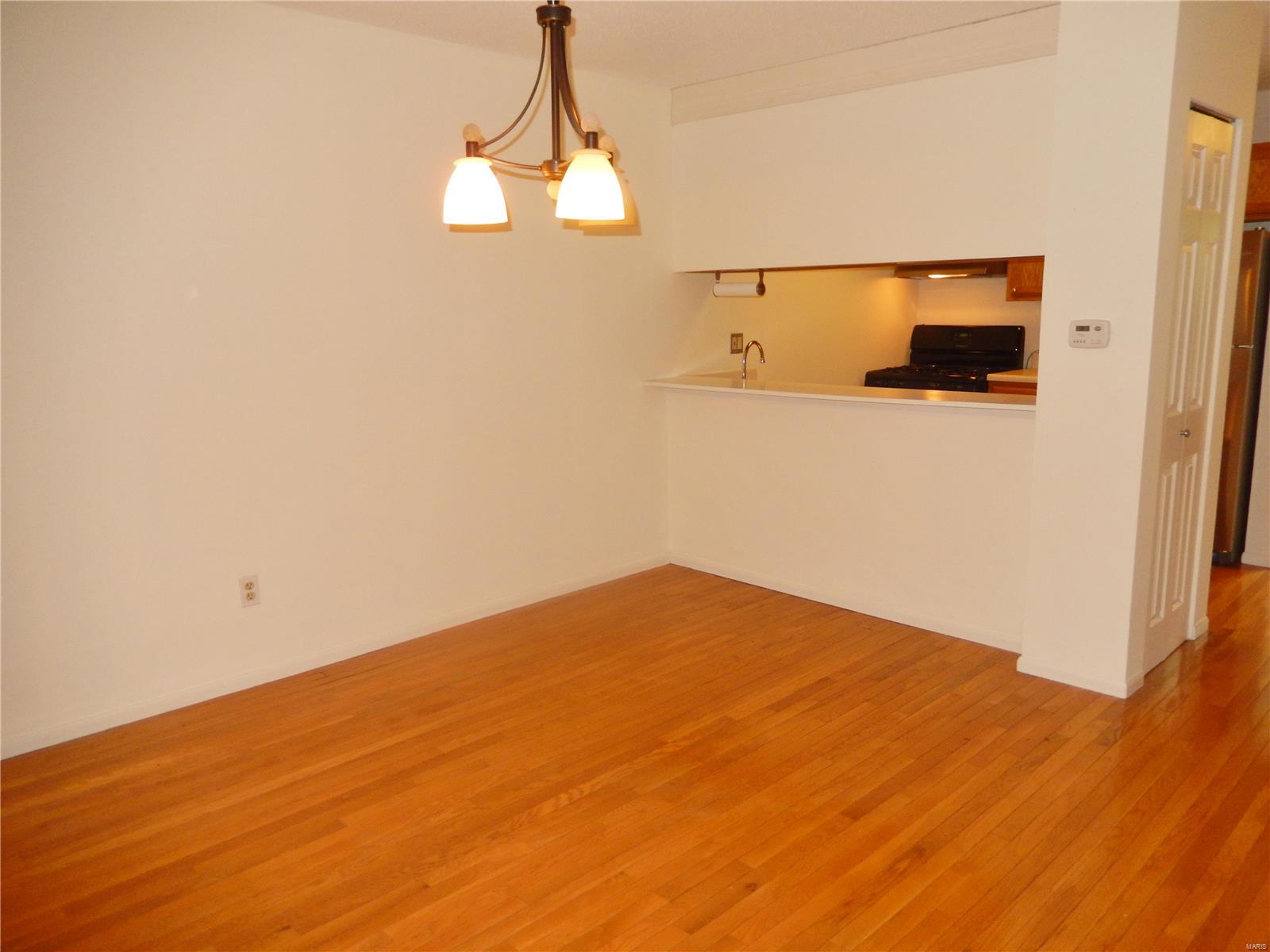 221 Braeshire Drive, Unit A Ballwin, MO 63021 - Photo 4 of 18