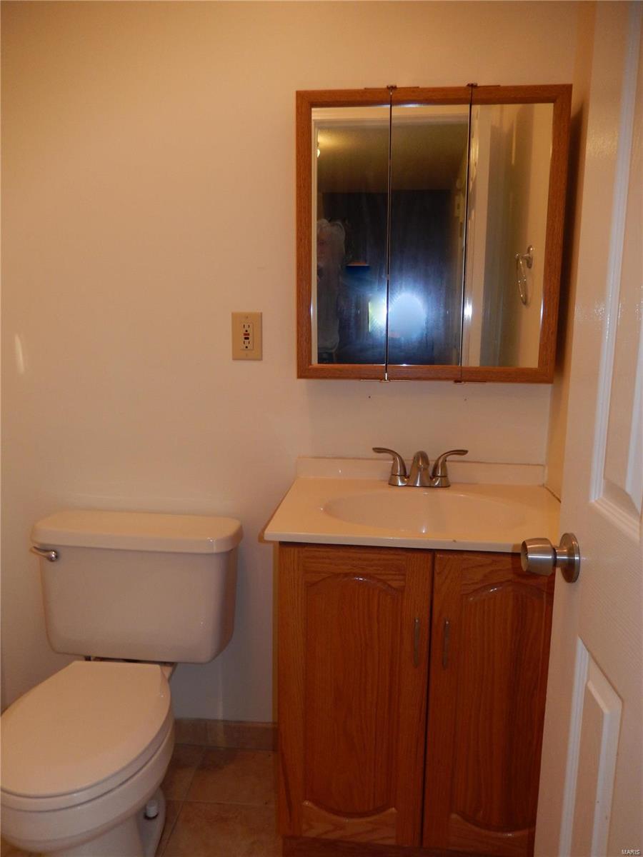 221 Braeshire Drive, Unit A Ballwin, MO 63021 - Photo 7 of 18