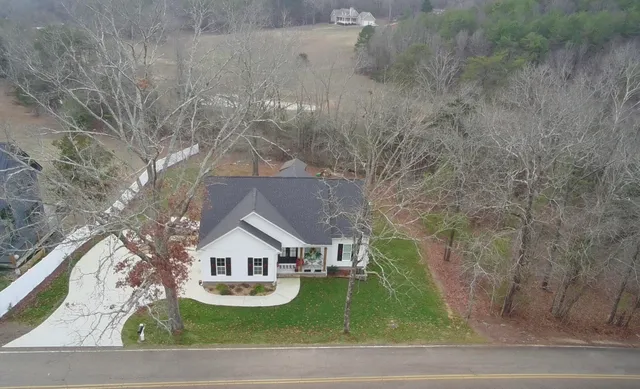 $549,000 | 7410 Banther Road, Harrison, TN 37341