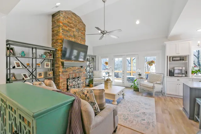 $549,000 | 7410 Banther Road, Harrison, TN 37341