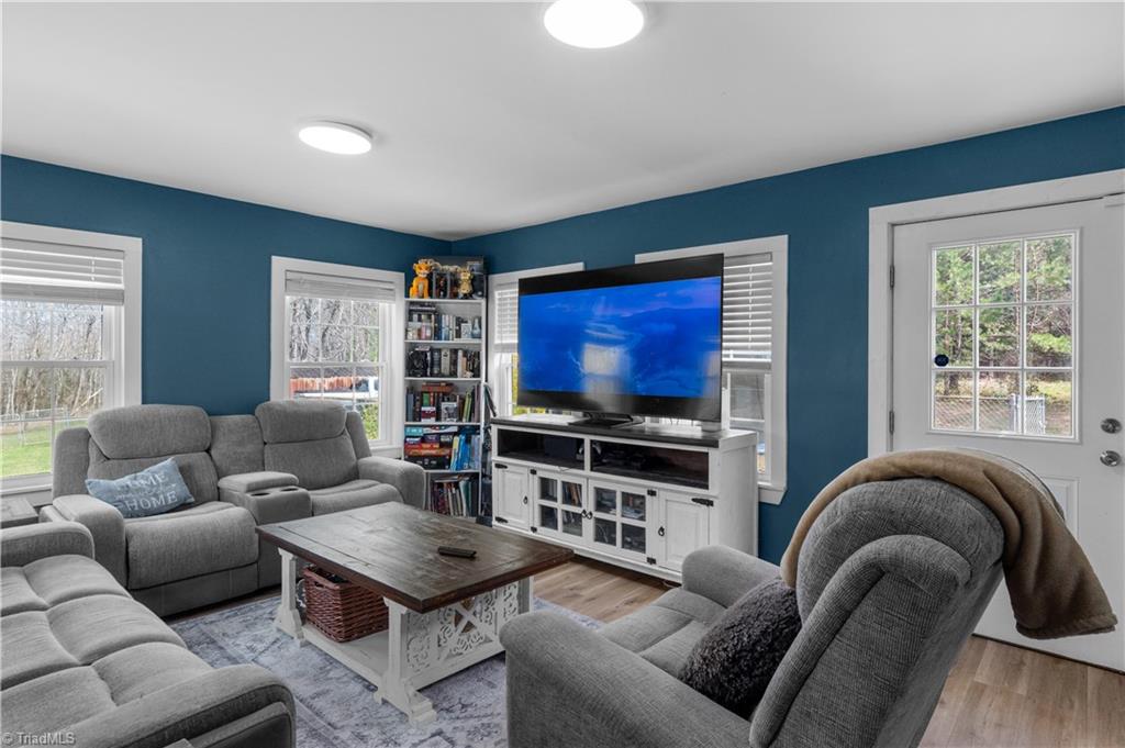 379 Pat Nixon Road State Road, NC 28676 - Photo 13 of 36