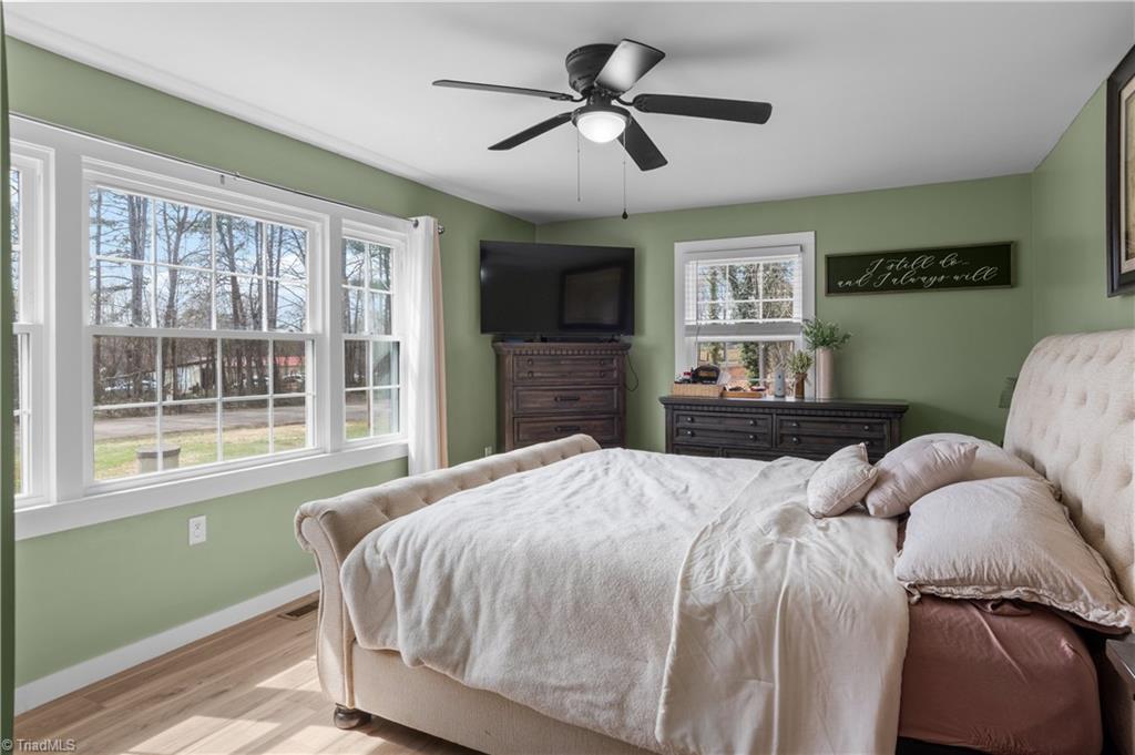 379 Pat Nixon Road State Road, NC 28676 - Photo 17 of 36