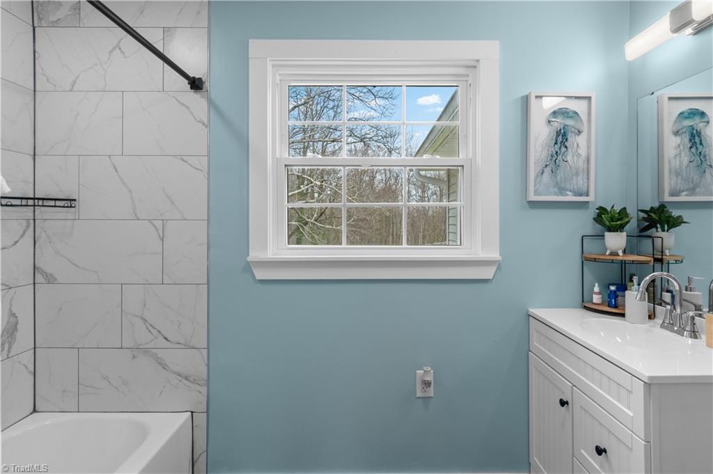 379 Pat Nixon Road State Road, NC 28676 - Photo 23 of 36