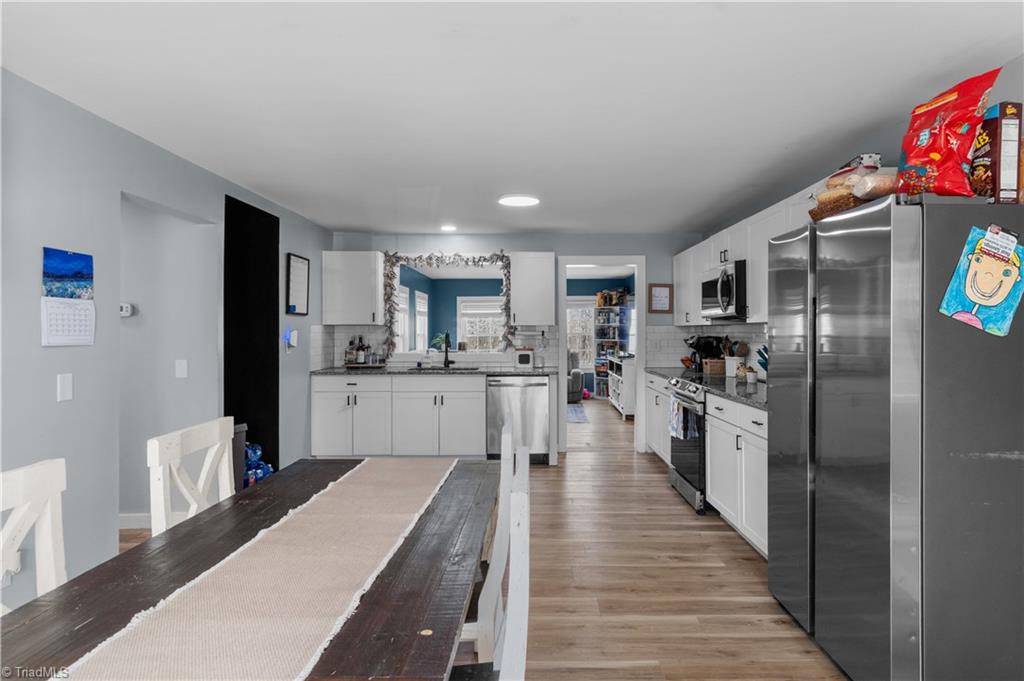 379 Pat Nixon Road State Road, NC 28676 - Photo 8 of 36