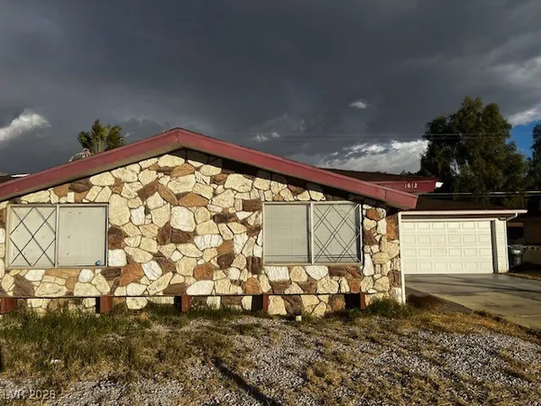 $1,700 | 1612 Ludwig Drive, Las Vegas, NV 89106