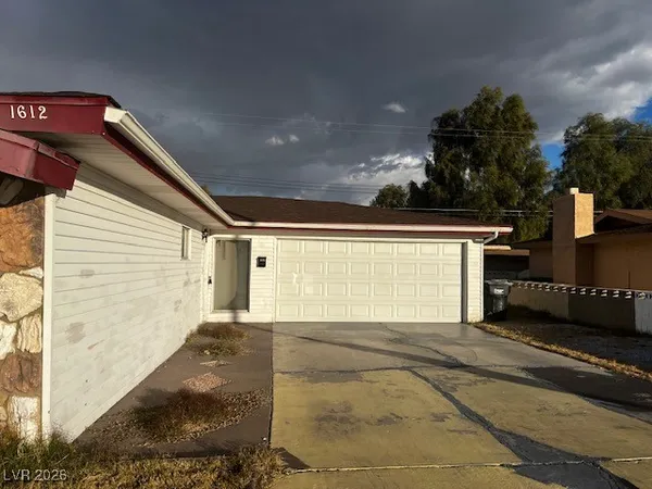 $1,700 | 1612 Ludwig Drive, Las Vegas, NV 89106