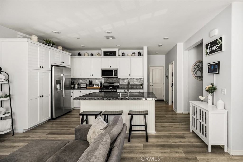 7547 Spitfire Street Chino, CA 91708 - Photo 29 of 47