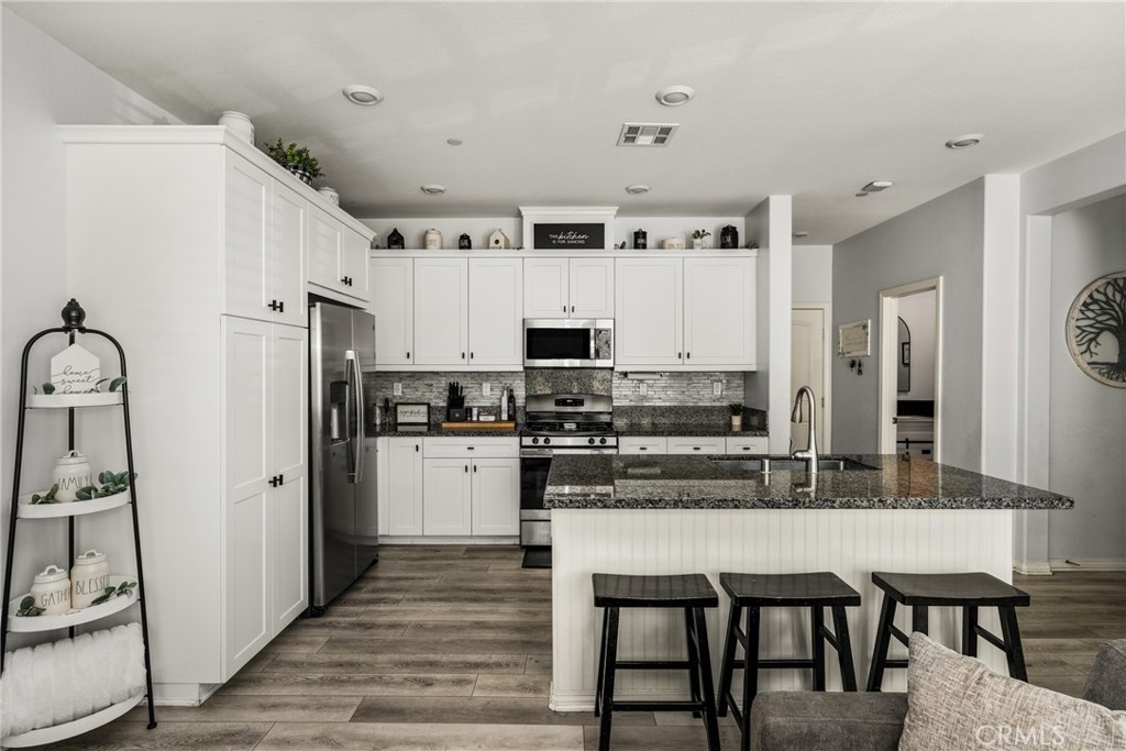 7547 Spitfire Street Chino, CA 91708 - Photo 31 of 47