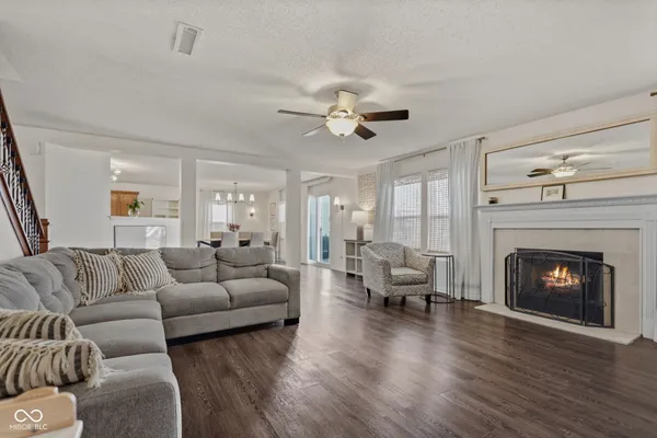 $334,999 | 3258 Hemlock Street, Whiteland, IN 46184