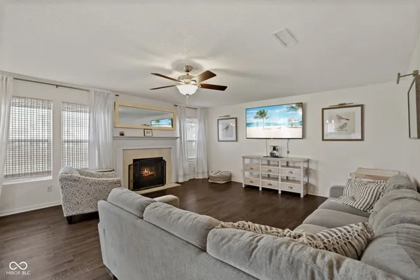 $334,999 | 3258 Hemlock Street, Whiteland, IN 46184