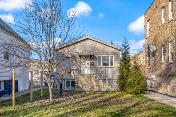 $275,000 | 5416 West 25th Place, Cicero, IL 60804