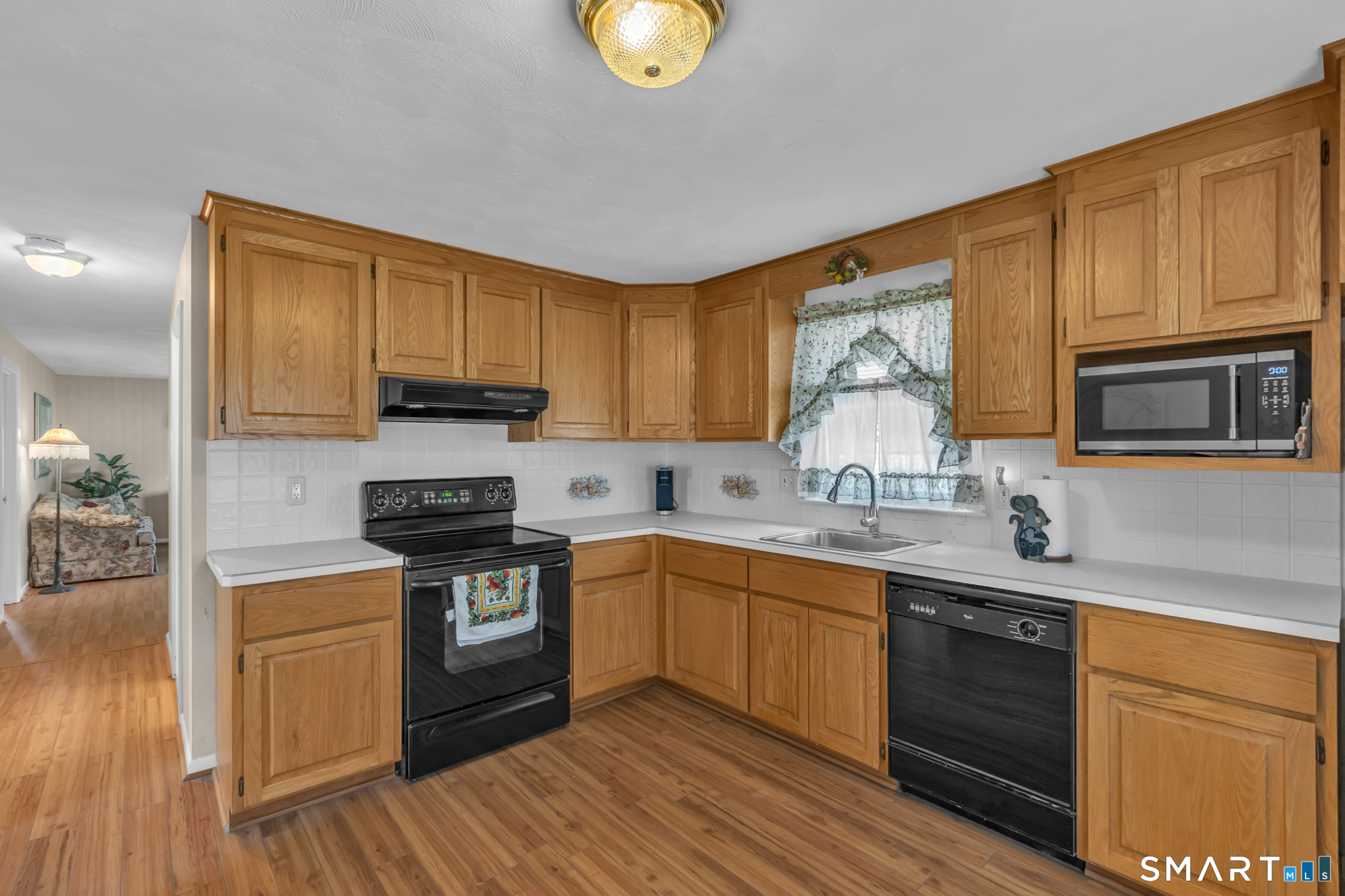 19 Alberta Street Windsor Locks, CT 06096 - Photo 21 of 31