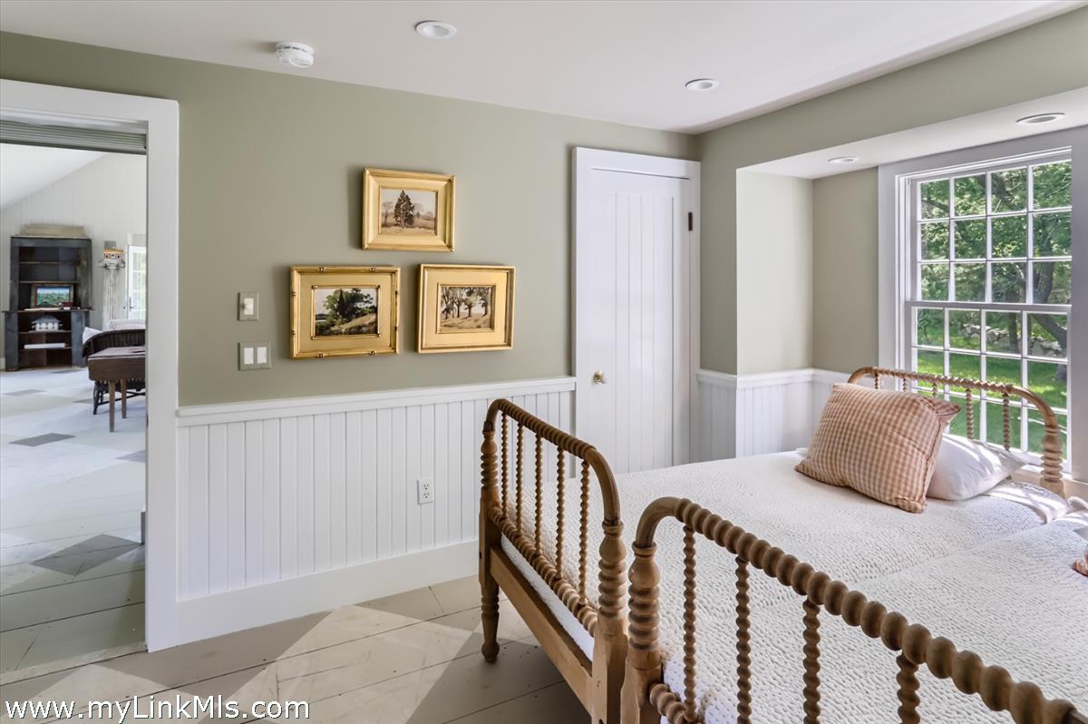 180 Pilot Hill Farm Road Vineyard Haven, MA 02568 - Photo 42 of 68