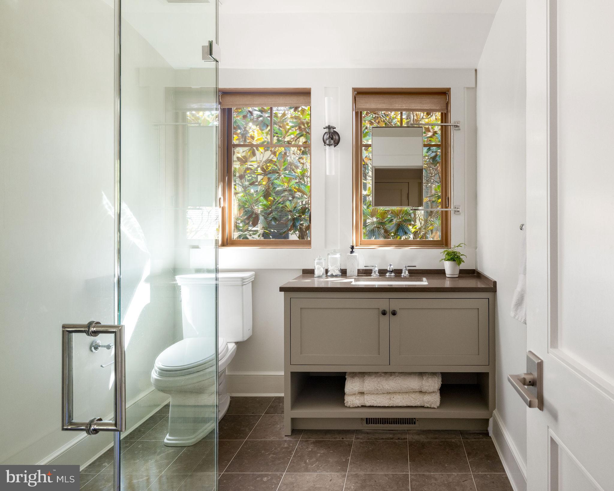 2155 Dunmore Lane Washington, DC 20007 - Photo 37 of 65