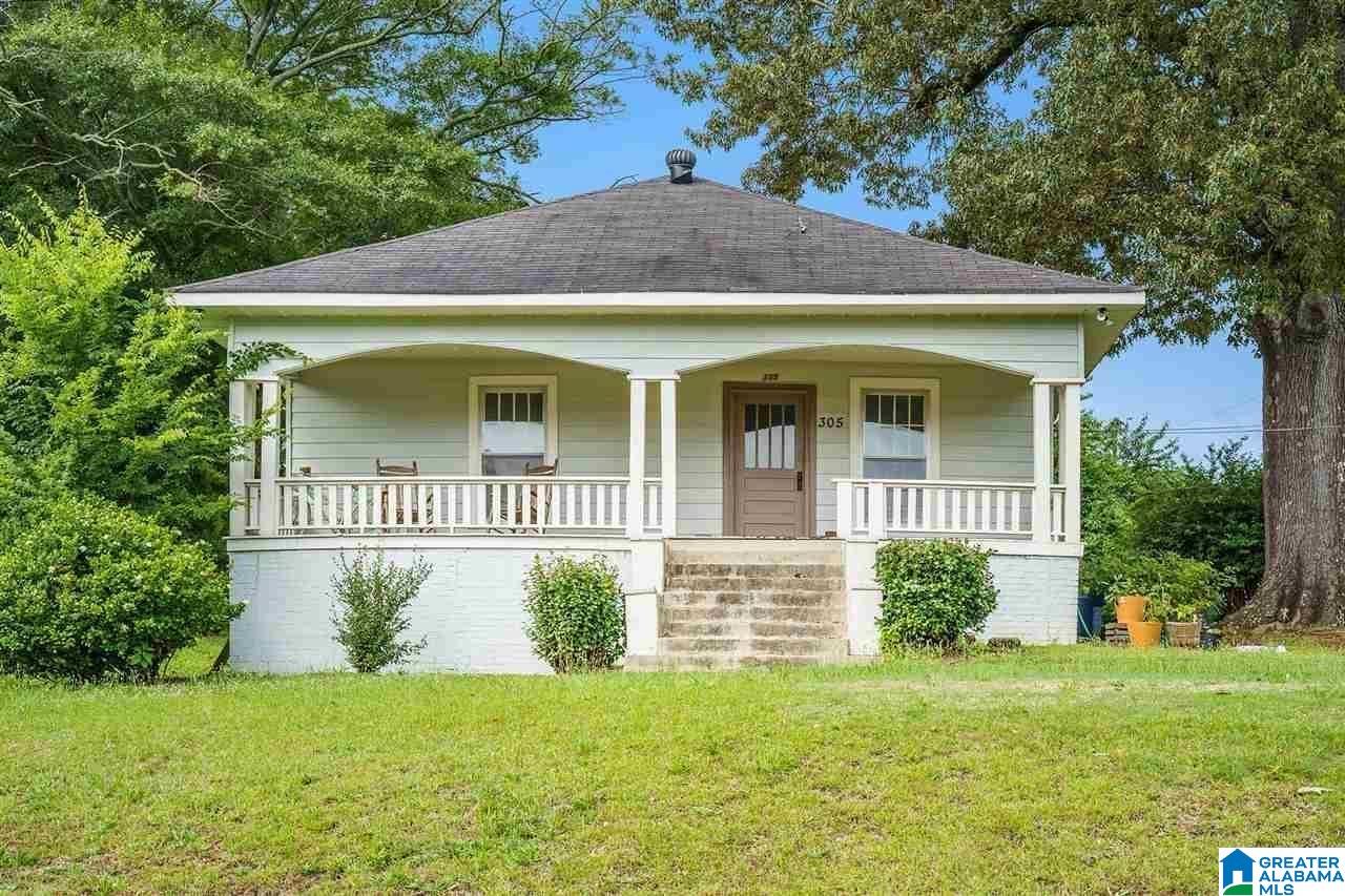 305 1st Street South Oneonta, AL 35121 - Photo 1 of 7