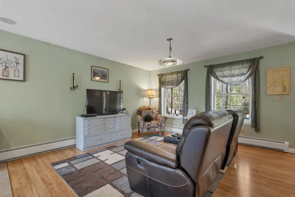 $799,000 | 59 Davis Crossing Road, New Durham, NH 03855