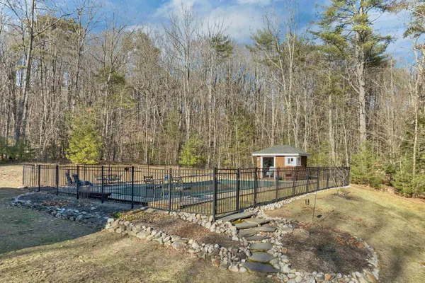 $799,000 | 59 Davis Crossing Road, New Durham, NH 03855