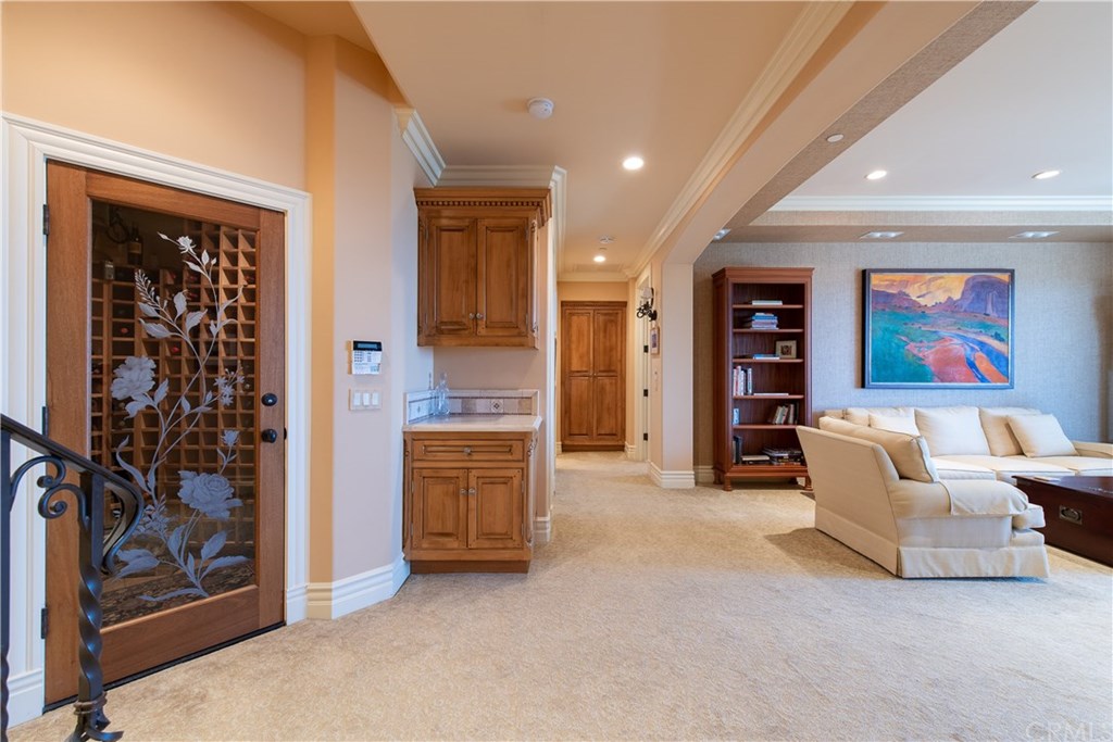 911 Kings Road Newport Beach, CA 92663 - Photo 33 of 47 an empty room with furniture and window