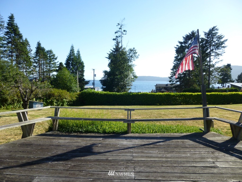 4518 Anaco Beach Road Anacortes, WA 98221 - Photo 1 of 21 Gallery Image 1