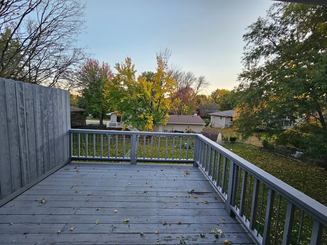 $2,200 | 7531 Afton Road, Woodbury, MN 55125
