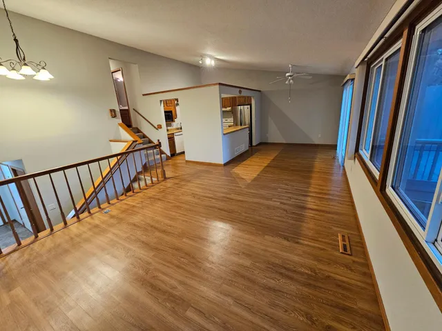 $2,200 | 7531 Afton Road, Woodbury, MN 55125